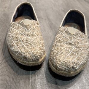 Tom’s Woven Slip-On Loafers